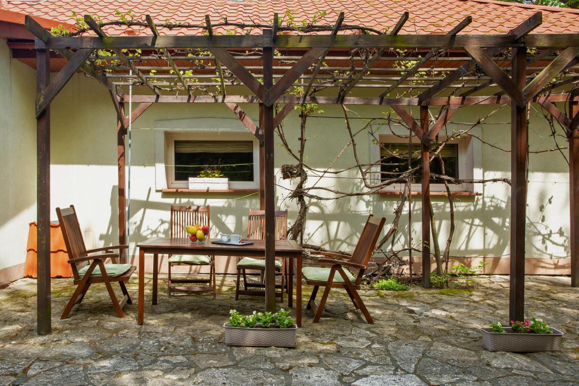 Noclegi Pod Debem U Jakuba Niepolomice Exterior photo