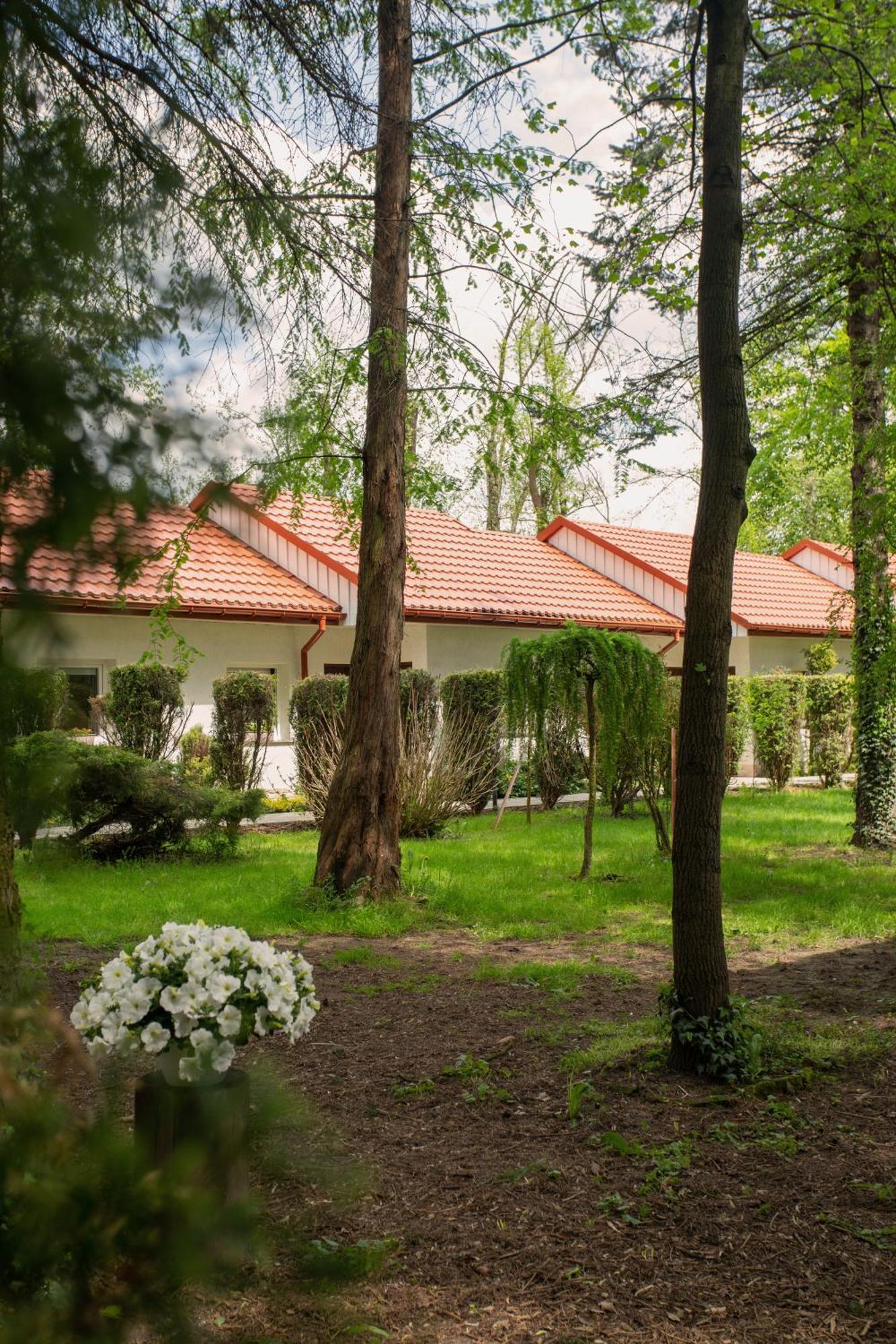 Noclegi Pod Debem U Jakuba Niepolomice Exterior photo